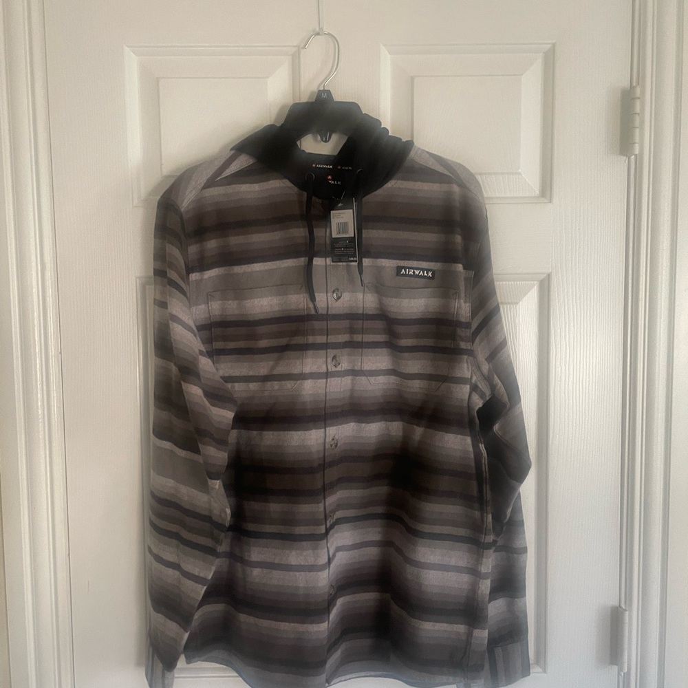 Airwalk Men’s Jacket Hooded Shirt Jacket Flannel Size Medium Color Smoke